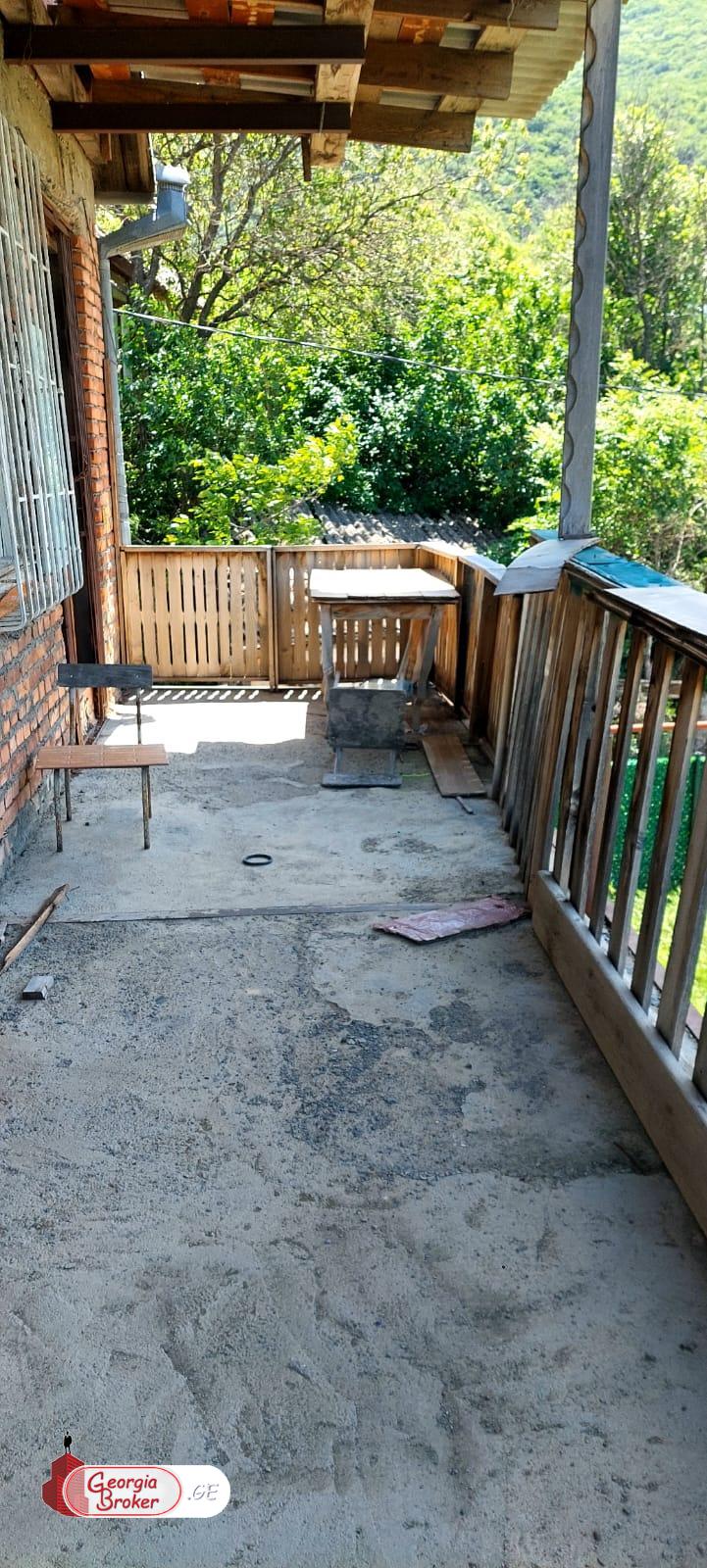 without repair 5-room house for sale